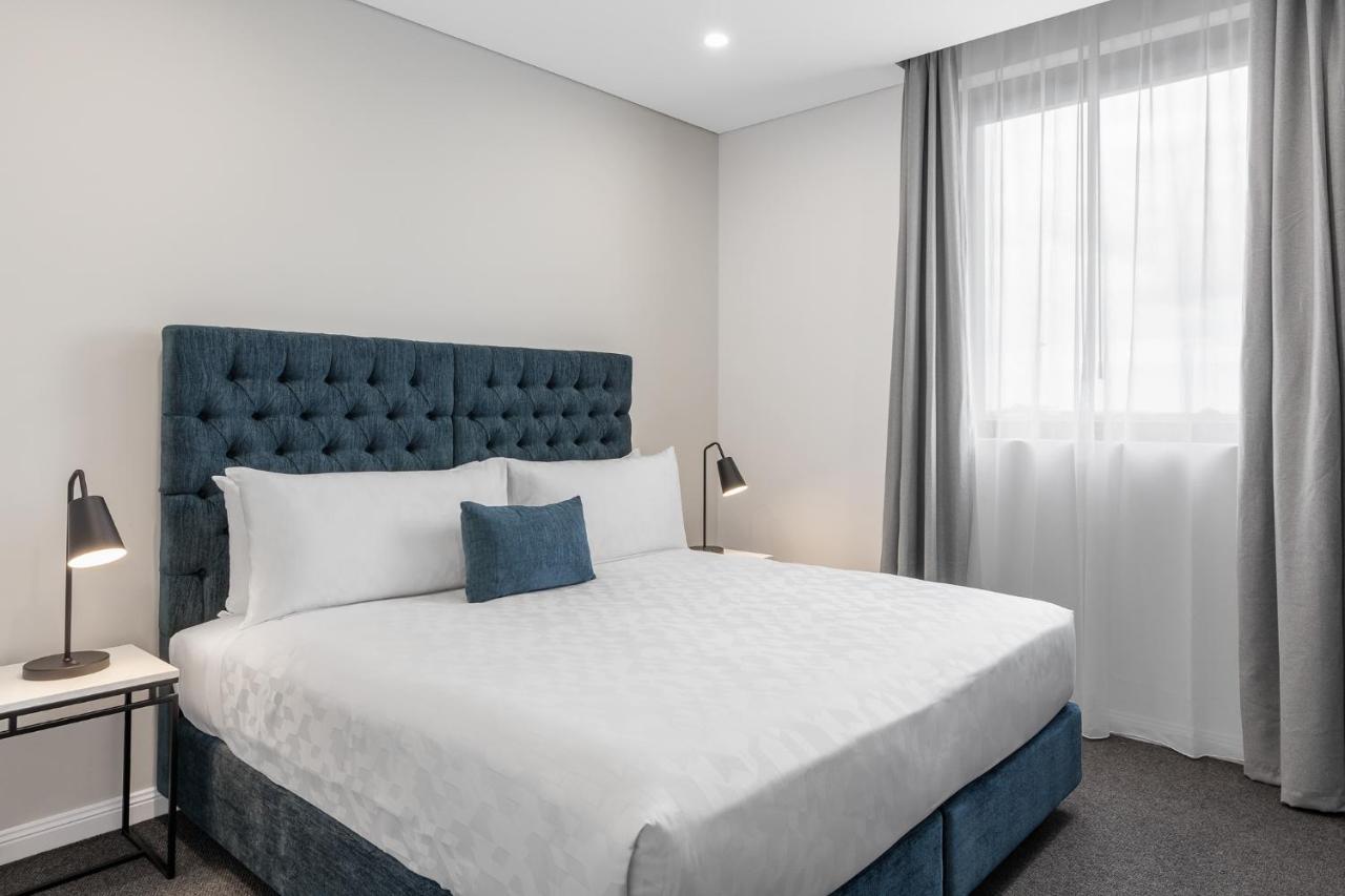 Meriton Suites Coward Street, Mascot Сидней Экстерьер фото